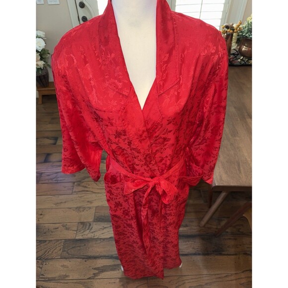 VTG Victoria’s Secret Red Floral Satin Robe M/L Korea Silky Wrap Belted Lounge - Picture 2 of 11